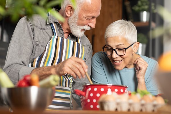 How to Plan Nutritious, Easy-to-Prepare Meals for Aging Parents